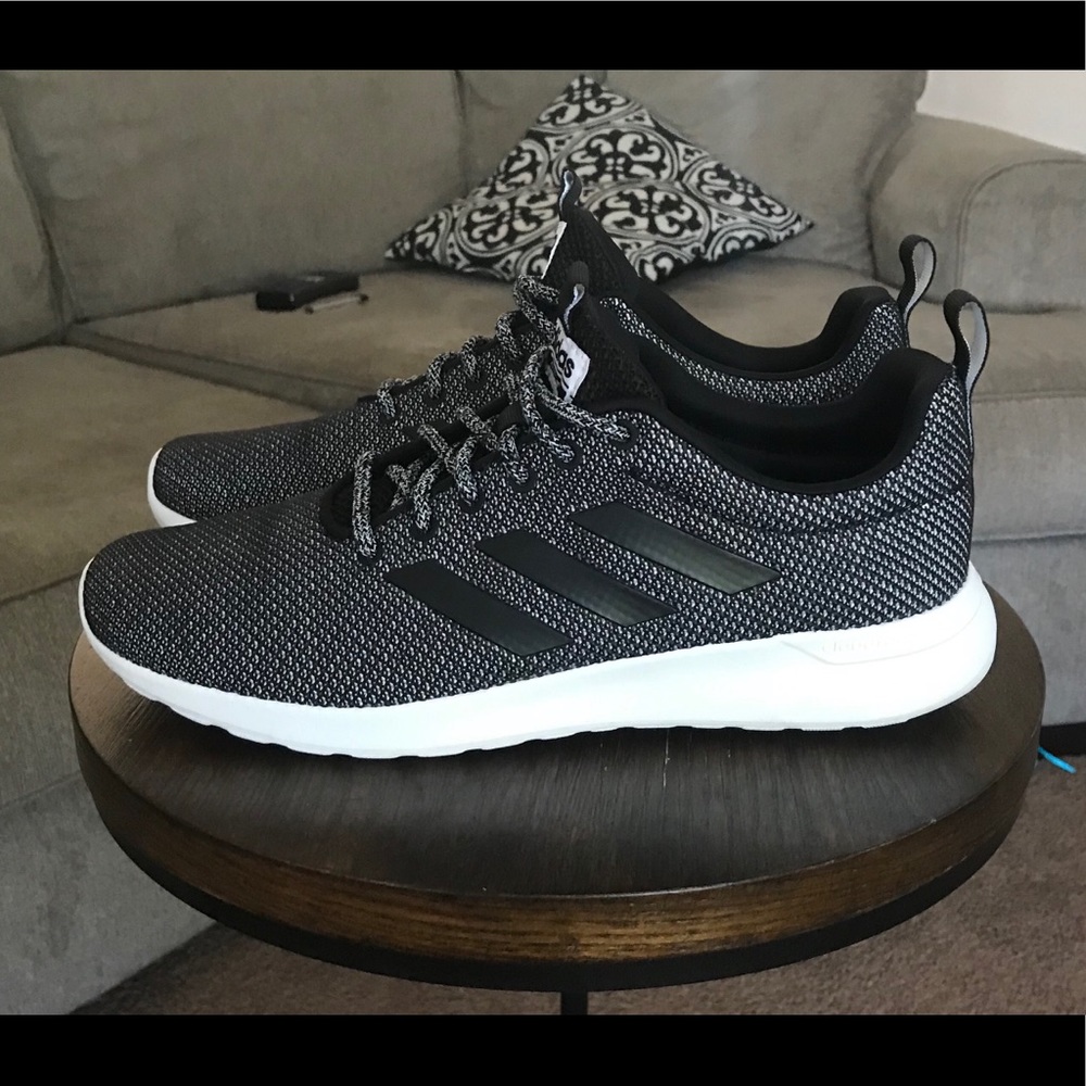 🚩Sold🚩🔥Adidas “Lite Racer” Black-Grey-White🔥